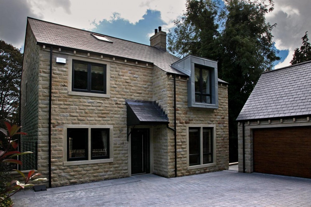 Lockwood Windows have enjoyed a long-standing relationship with local award-winning house builder Conroy Brook